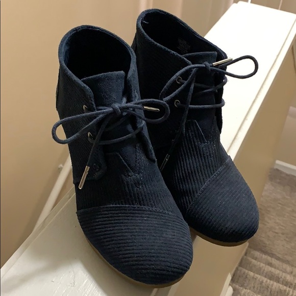 Toms Shoes - TOMS wedge booties